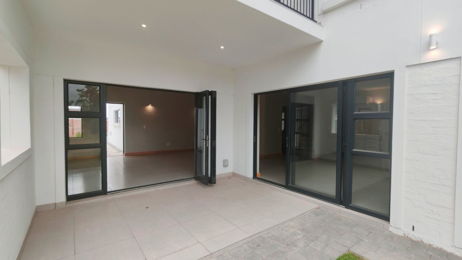 3 Bedroom Property for Sale in Highlands Western Cape